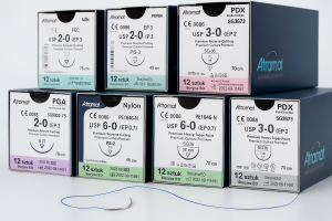 Nici chirurgiczne ATRAMAT Nylon 6/0, dł.75cm, igła CE-16, 3/8 koła odwrotnie tnąca, 12 szt.